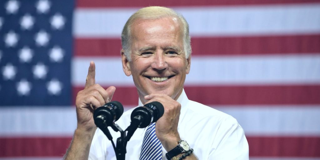 Bidens Leave Washington for California Retreat After Trump Takes Office