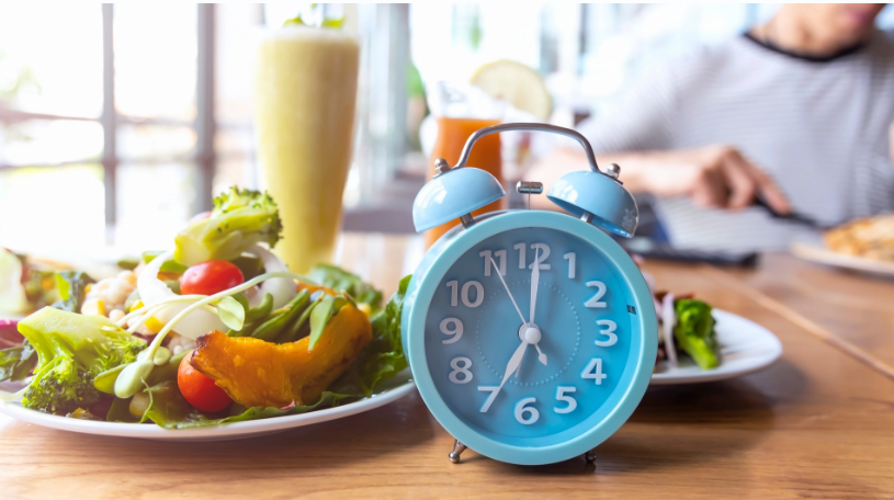 New Study Reveals: Intermittent Fasting More Effective for Weight Loss Than Low-Calorie Diets
